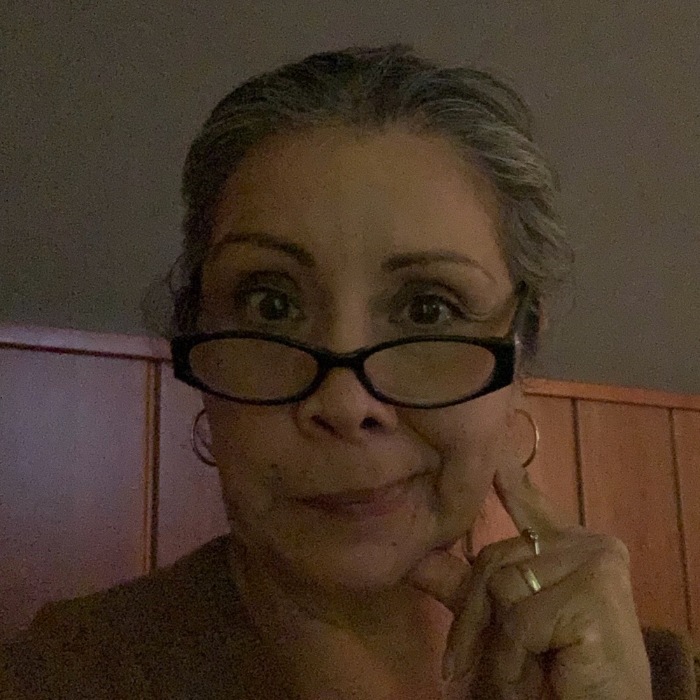 Meet your Posher, Liz